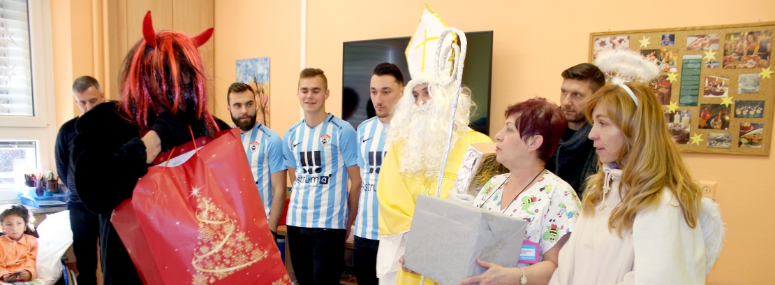 Mikulášská nadílka v Městské nemocnici