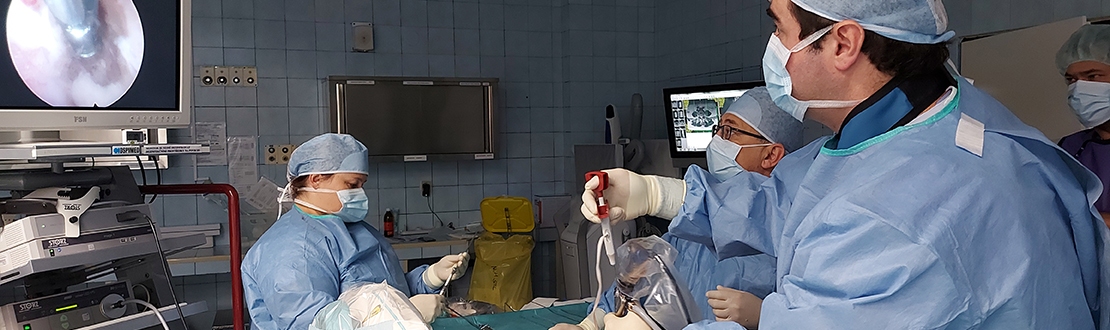 Neurochirurgové od dnešního dne provádějí endospické operace bederní páteře