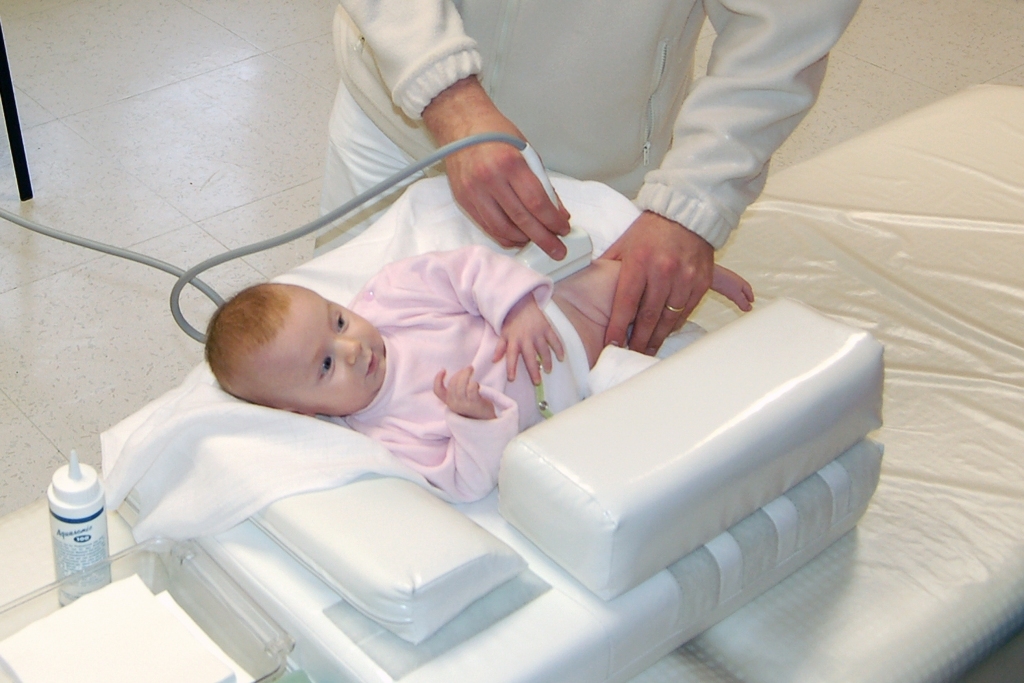 Vyšetření kyčlí u novorozenců a kojenců opět v provozu