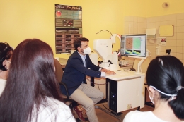 Nový přístroj umožňuje rozšířenou diagnostiku pacientova zraku