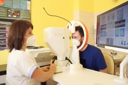Nový přístroj umožňuje rozšířenou diagnostiku pacientova zraku