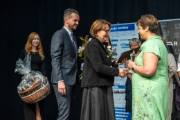 Křištálové kamínky jsou v těch nejlepších rukou, jeden z nich získal i náš Dětský rehabilitační stacionář