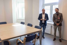 Historický dům na Kafkově ulici znovu ožívá. Pomoc v něm najde více lidí