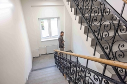 Historický dům na Kafkově ulici znovu ožívá. Pomoc v něm najde více lidí